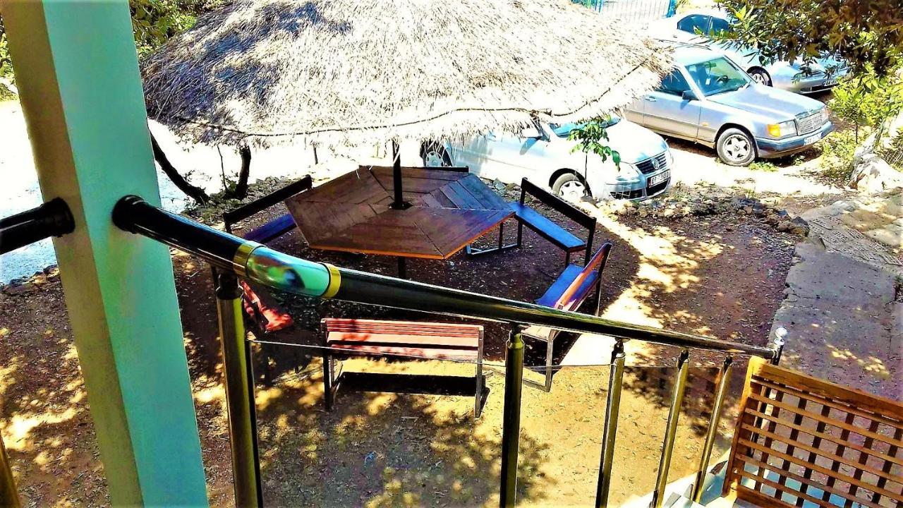 Ramo'S Green Beachside Retreat - Cozy 2 Bedroom Home Vlorë Eksteriør billede
